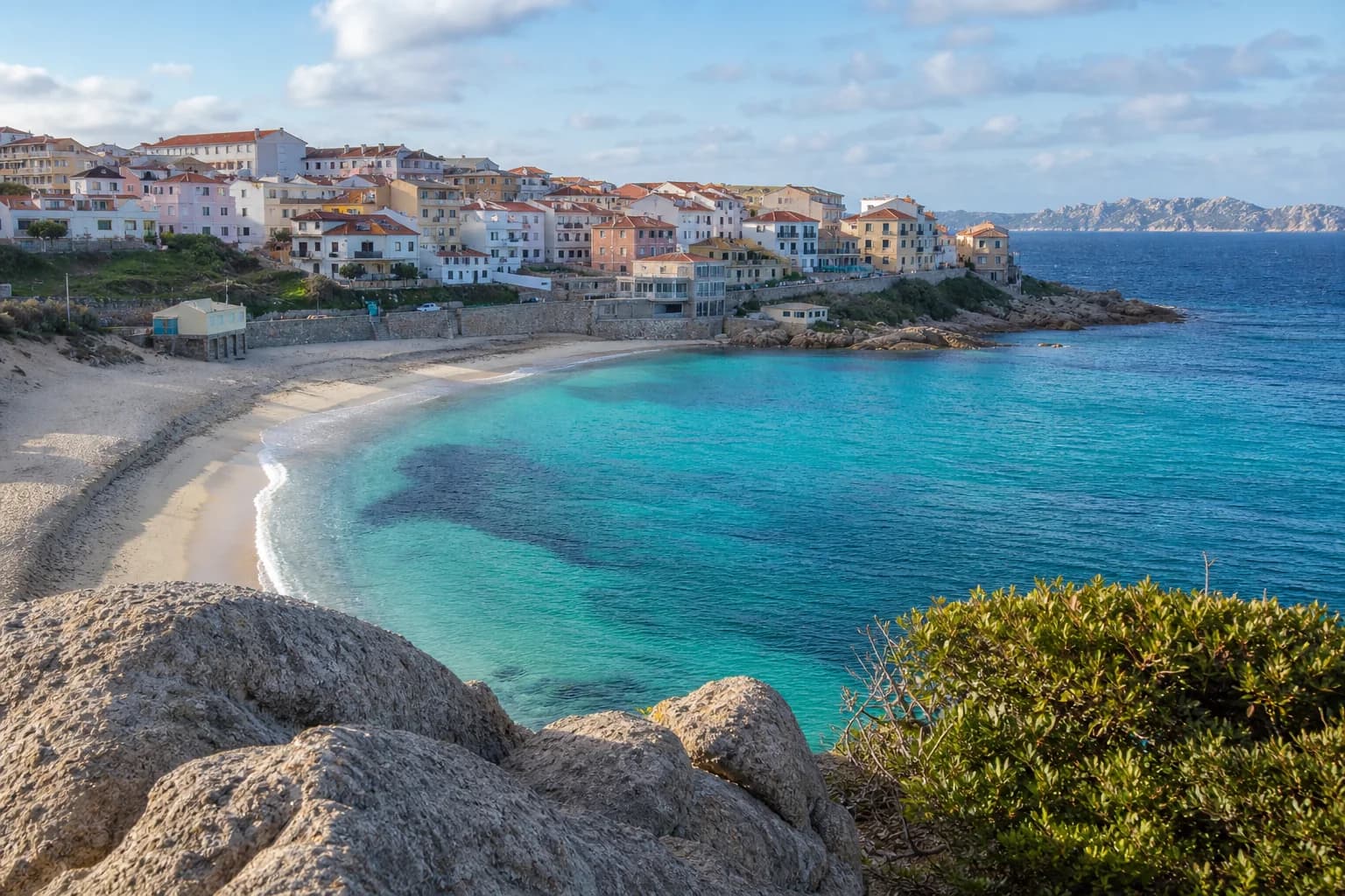 Granite bay and clear water near Santa Teresa Gallura